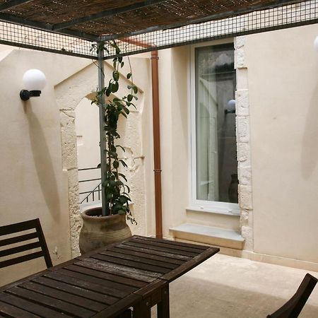Apartamento Lanterne Magiche Ortigia - Dependances Syracuse Exterior foto